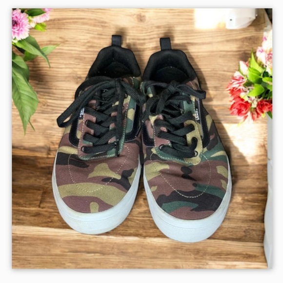 Vans Off The Wall Kyle Walker Woodland Camo Pro Skate Shoe Men’s Sz 9
EUC!Mint​ - Picture 2 of 12